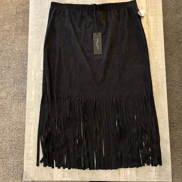 Romeo & Juliet Couture - Womens Fringe Skirt NWT, Size Medium - Picture 1 of 3